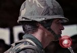 Standbild Major General Taylor Ägypten, 1980, aus Sekunde 12 historischem Filmmaterial Videoclip 65675048350
