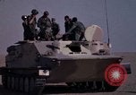 Standbild USA 101st Airborne Division Ägypten, 1980, aus Sekunde 16 historischem Filmmaterial Videoclip 65675048351