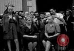 Standbild kollaborierenden Mädchen Menton Frankreich, 1944, aus Sekunde 17 historischem Filmmaterial Videoclip 65675048352