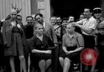 Standbild kollaborierenden Mädchen Menton Frankreich, 1944, aus Sekunde 25 historischem Filmmaterial Videoclip 65675048352