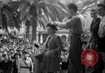 Standbild kollaborierenden Mädchen Menton Frankreich, 1944, aus Sekunde 38 historischem Filmmaterial Videoclip 65675048352