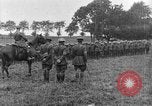 Image général britannique adresses troupes qui entrez la bataille de la Somme France, 1916, de la seconde 31 séquences d'archives historiques vidéo 65675048358