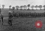 Image général britannique adresses troupes qui entrez la bataille de la Somme France, 1916, de la seconde 41 séquences d'archives historiques vidéo 65675048358