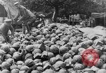 Image Les troupes britanniques employant Plum Pudding mortiers France, 1916, de la seconde 13 séquences d'archives historiques vidéo 65675048360