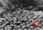 Image Les troupes britanniques employant Plum Pudding mortiers France, 1916, de la seconde 16 séquences d'archives historiques vidéo 65675048360
