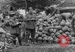 Image Les troupes britanniques employant Plum Pudding mortiers France, 1916, de la seconde 47 séquences d'archives historiques vidéo 65675048360