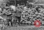 Image Les troupes britanniques employant Plum Pudding mortiers France, 1916, de la seconde 48 séquences d'archives historiques vidéo 65675048360