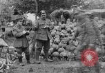 Image Les troupes britanniques employant Plum Pudding mortiers France, 1916, de la seconde 49 séquences d'archives historiques vidéo 65675048360