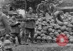 Image Les troupes britanniques employant Plum Pudding mortiers France, 1916, de la seconde 52 séquences d'archives historiques vidéo 65675048360