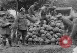 Image Les troupes britanniques employant Plum Pudding mortiers France, 1916, de la seconde 55 séquences d'archives historiques vidéo 65675048360