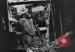 Image Les troupes britanniques employant Plum Pudding mortiers France, 1916, de la seconde 61 séquences d'archives historiques vidéo 65675048360