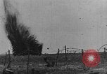 Image British artilleurs tirant un obusier de 92 po France, 1916, de la seconde 17 séquences d'archives historiques vidéo 65675048361