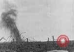 Image British artilleurs tirant un obusier de 92 po France, 1916, de la seconde 62 séquences d'archives historiques vidéo 65675048361