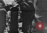 Image tir des soldats britanniques 945 pouce du mortier France, 1916, de la seconde 38 séquences d'archives historiques vidéo 65675048364