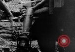 Image tir des soldats britanniques 945 pouce du mortier France, 1916, de la seconde 51 séquences d'archives historiques vidéo 65675048364