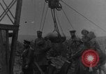 Image British Royal Marines tir obusier de 15 pouces France, 1916, de la seconde 27 séquences d'archives historiques vidéo 65675048366