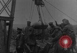 Image British Royal Marines tir obusier de 15 pouces France, 1916, de la seconde 28 séquences d'archives historiques vidéo 65675048366