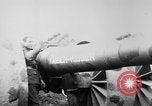 Standbild Holts Traktoren Bewegen von schweren Geschützen Frankreich, 1918, aus Sekunde 62 historischem Filmmaterial Videoclip 65675048370