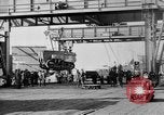 Standbild Holts Traktoren Bordeaux Frankreich, 1918, aus Sekunde 31 historischem Filmmaterial Videoclip 65675048373