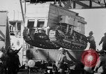 Standbild Holts Traktoren Bordeaux Frankreich, 1918, aus Sekunde 37 historischem Filmmaterial Videoclip 65675048373