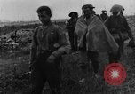 Standbild britischen Lancashires Rückkehr aus der Front Frankreich, 1916, aus Sekunde 33 historischem Filmmaterial Videoclip 65675048375