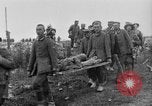 Standbild britischen Lancashires Rückkehr aus der Front Frankreich, 1916, aus Sekunde 56 historischem Filmmaterial Videoclip 65675048375