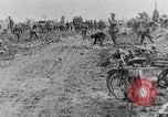 Standbild angeschlagenen deutschen Festungen Fricourt Frankreich, 1916, aus Sekunde 33 historischem Filmmaterial Videoclip 65675048379