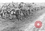 Image British Worcestershire Regiment se déplaçant sur les lignes de front France, 1916, de la seconde 8 séquences d'archives historiques vidéo 65675048386