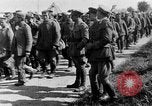 Image British Worcestershire Regiment se déplaçant sur les lignes de front France, 1916, de la seconde 41 séquences d'archives historiques vidéo 65675048386