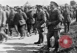 Image British Worcestershire Regiment se déplaçant sur les lignes de front France, 1916, de la seconde 45 séquences d'archives historiques vidéo 65675048386