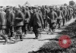 Image British Worcestershire Regiment se déplaçant sur les lignes de front France, 1916, de la seconde 59 séquences d'archives historiques vidéo 65675048386