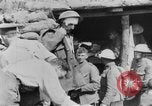 Image blessé des soldats britanniques traités à dressing station Minden France, 1916, de la seconde 33 séquences d'archives historiques vidéo 65675048388