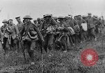 Image British Police Combat round up prisonniers de guerre allemands France, 1916, de la seconde 14 séquences d'archives historiques vidéo 65675048389