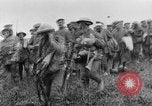 Image British Police Combat round up prisonniers de guerre allemands France, 1916, de la seconde 18 séquences d'archives historiques vidéo 65675048389
