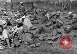 Image British Police Combat round up prisonniers de guerre allemands France, 1916, de la seconde 45 séquences d'archives historiques vidéo 65675048389