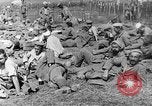 Image British Police Combat round up prisonniers de guerre allemands France, 1916, de la seconde 46 séquences d'archives historiques vidéo 65675048389