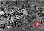 Image British Police Combat round up prisonniers de guerre allemands France, 1916, de la seconde 52 séquences d'archives historiques vidéo 65675048389