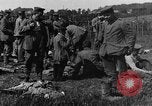 Image British Police Combat round up prisonniers de guerre allemands France, 1916, de la seconde 58 séquences d'archives historiques vidéo 65675048389