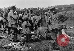 Image British Police Combat round up prisonniers de guerre allemands France, 1916, de la seconde 60 séquences d'archives historiques vidéo 65675048389