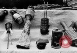 Standbild Brandsätze Handgranaten United States USA, 1918, aus Sekunde 15 historischem Filmmaterial Videoclip 65675048403
