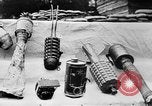Standbild Brandsätze Handgranaten United States USA, 1918, aus Sekunde 20 historischem Filmmaterial Videoclip 65675048403