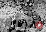 Image mortier de tranchée de 240mm France, 1918, de la seconde 9 séquences d'archives historiques vidéo 65675048420