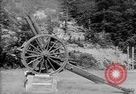 Immagine di Il tedesco Krupp 77 mm campo di pistola Europa, 1918, secondo 9 filmato di repertorio 65675048422