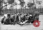 Immagine di Il francese 75 campo di pistola e cassettone United States USA, 1918, secondo 5 filmato di repertorio 65675048423