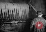 Standbild Waschen der Gardinen United States USA, 1918, aus Sekunde 6 historischem Filmmaterial Videoclip 65675048434