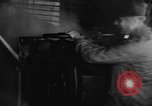 Standbild Waschen der Gardinen United States USA, 1918, aus Sekunde 16 historischem Filmmaterial Videoclip 65675048434