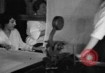 Standbild Abrichten von Vorhängen United States USA, 1918, aus Sekunde 9 historischem Filmmaterial Videoclip 65675048435