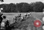 Immagine di Righe di trattori United States USA, 1917, secondo 4 filmato di repertorio 65675048439