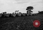Immagine di Righe di trattori United States USA, 1917, secondo 25 filmato di repertorio 65675048439