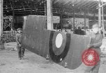 Image DH 4 avions assemblé par femmes françaises Romorantin France, 1918, de la seconde 29 séquences d'archives historiques vidéo 65675048443